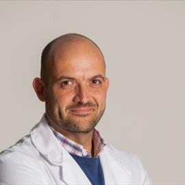 El traumatólogo y cirujano ortopédico Manuel Vides se incorpora a Hospiten Estepona. 