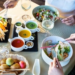 La alimentación como aliada en la salud femenina y el cáncer de mama