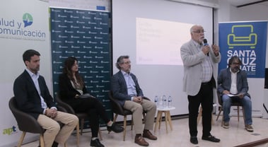 The 'Ten Commandments of Medical Journalism' conference emphasizes the importance of rigorous reporting