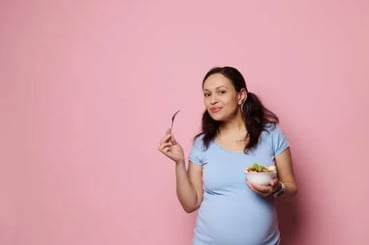 Cuidando de ti y de tu bebé: Alimentos a evitar en el embarazo
