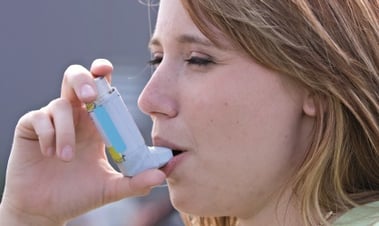 El asma es una enfermedad crónica que afecta a niños y adultos