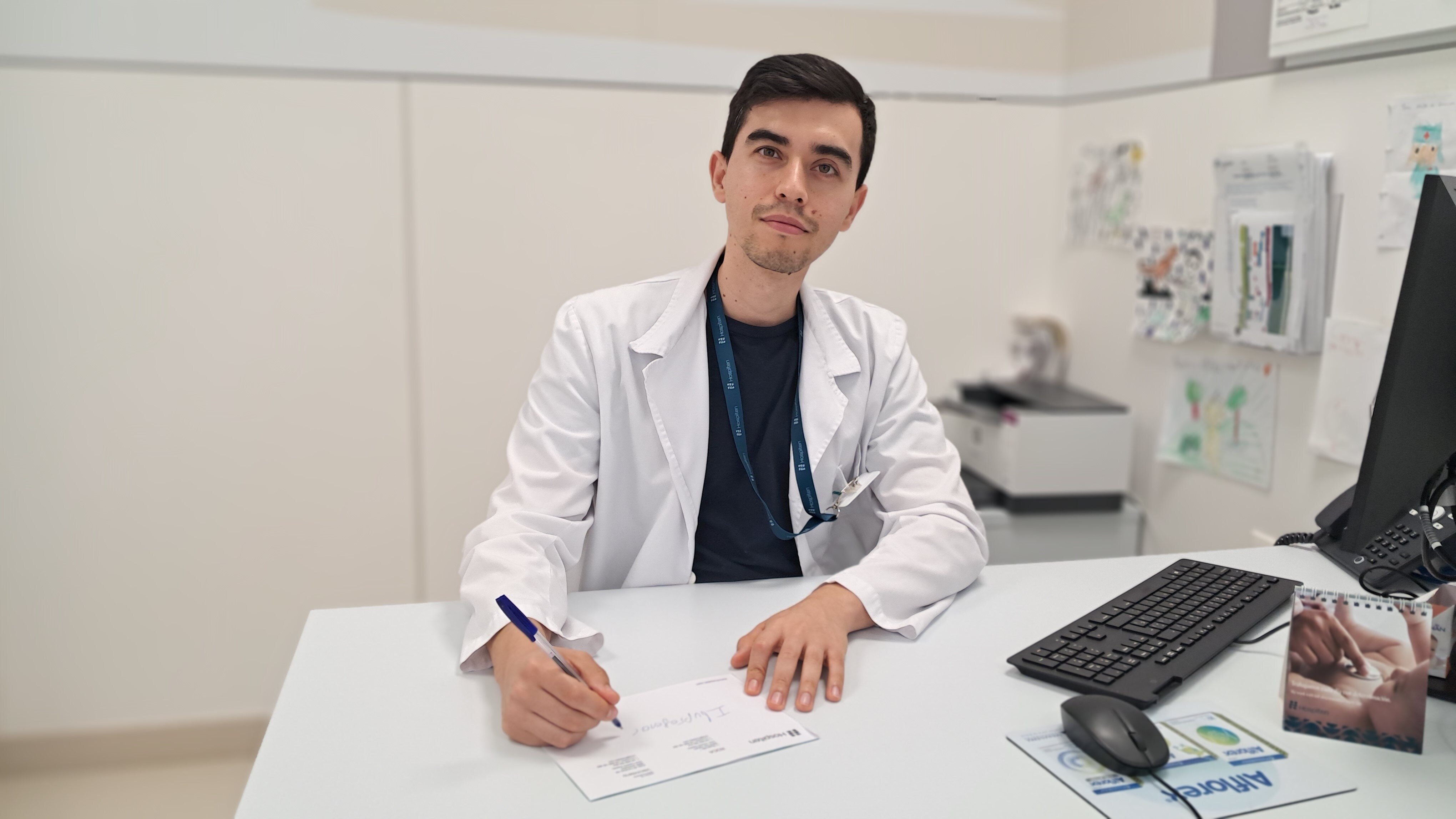 César David Herrera Molina_ Pediatra_Hospiten Roca 2