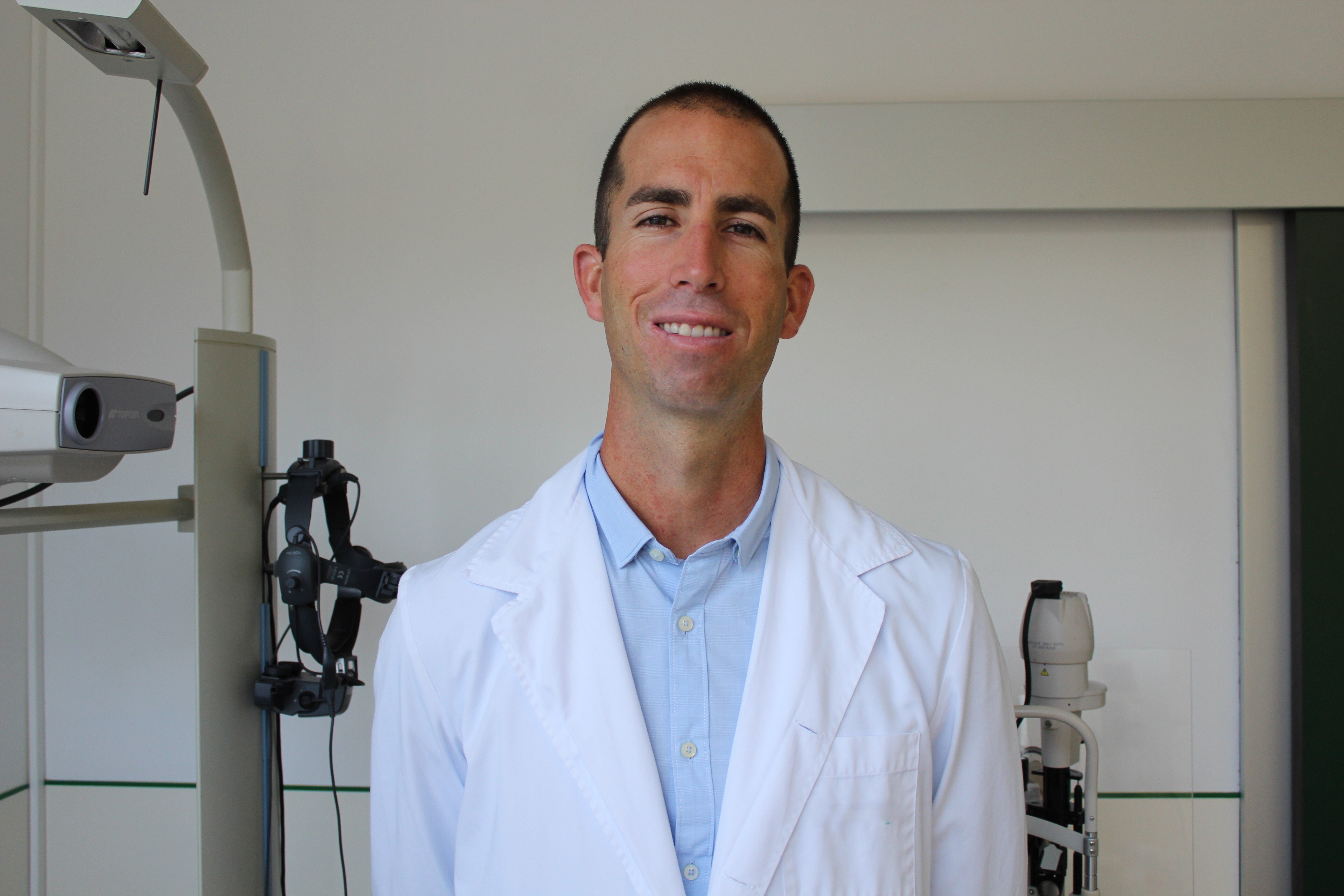 Carlos de Astica_Oftalmólogo_Centro de Oftalmología Hospiten Roca-Gran Canaria