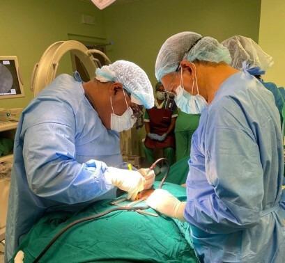 Hospiten Montego Bay realiza por primera vez una microdistectomía lumbar