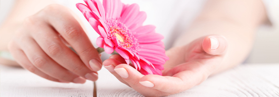 Consejos para mantener tus manos perfectas: hidrata y protege tu piel en casa