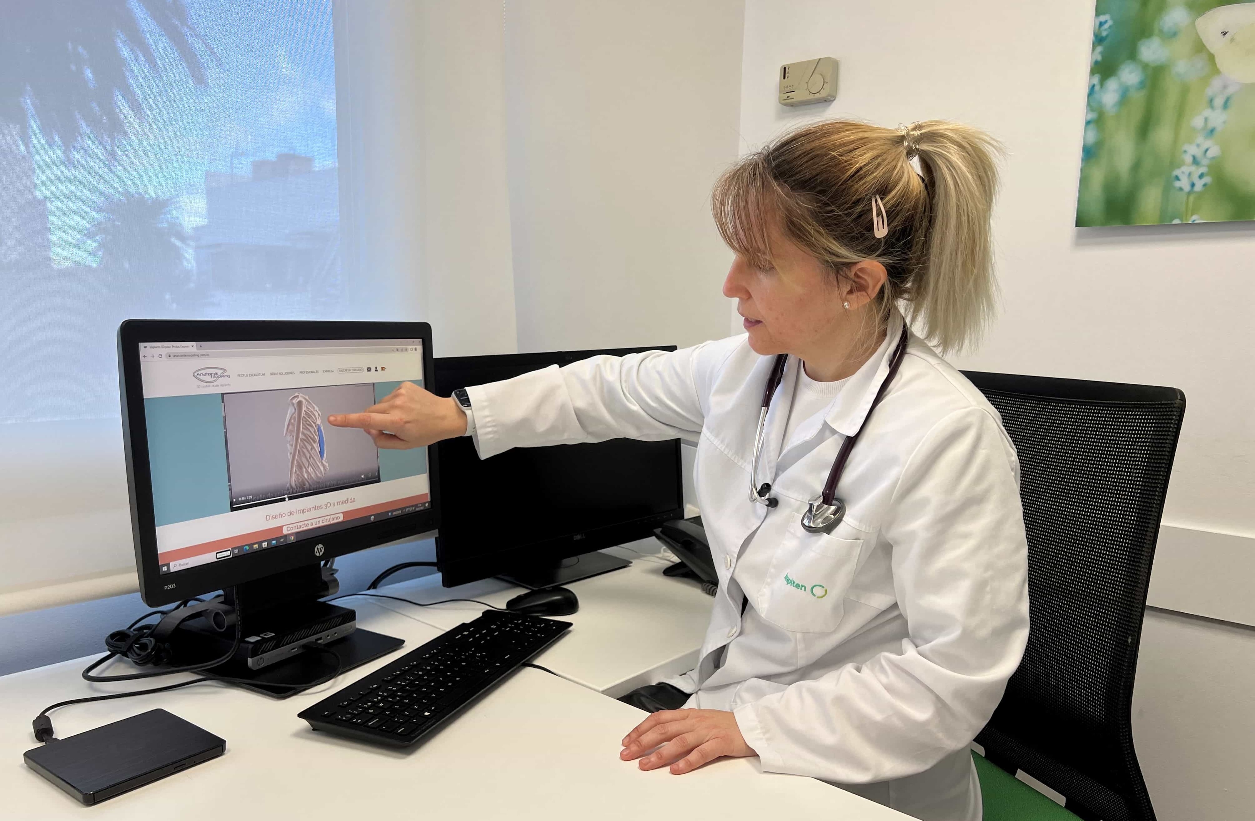 Hospiten pone en marcha una novedosa técnica de implantes 3D para corregir el hundimiento de pecho