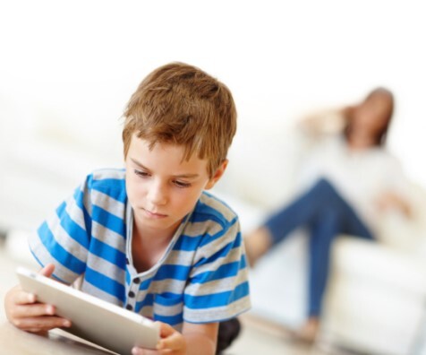 Hospiten advierte de los efectos del uso de la tecnología en la infancia