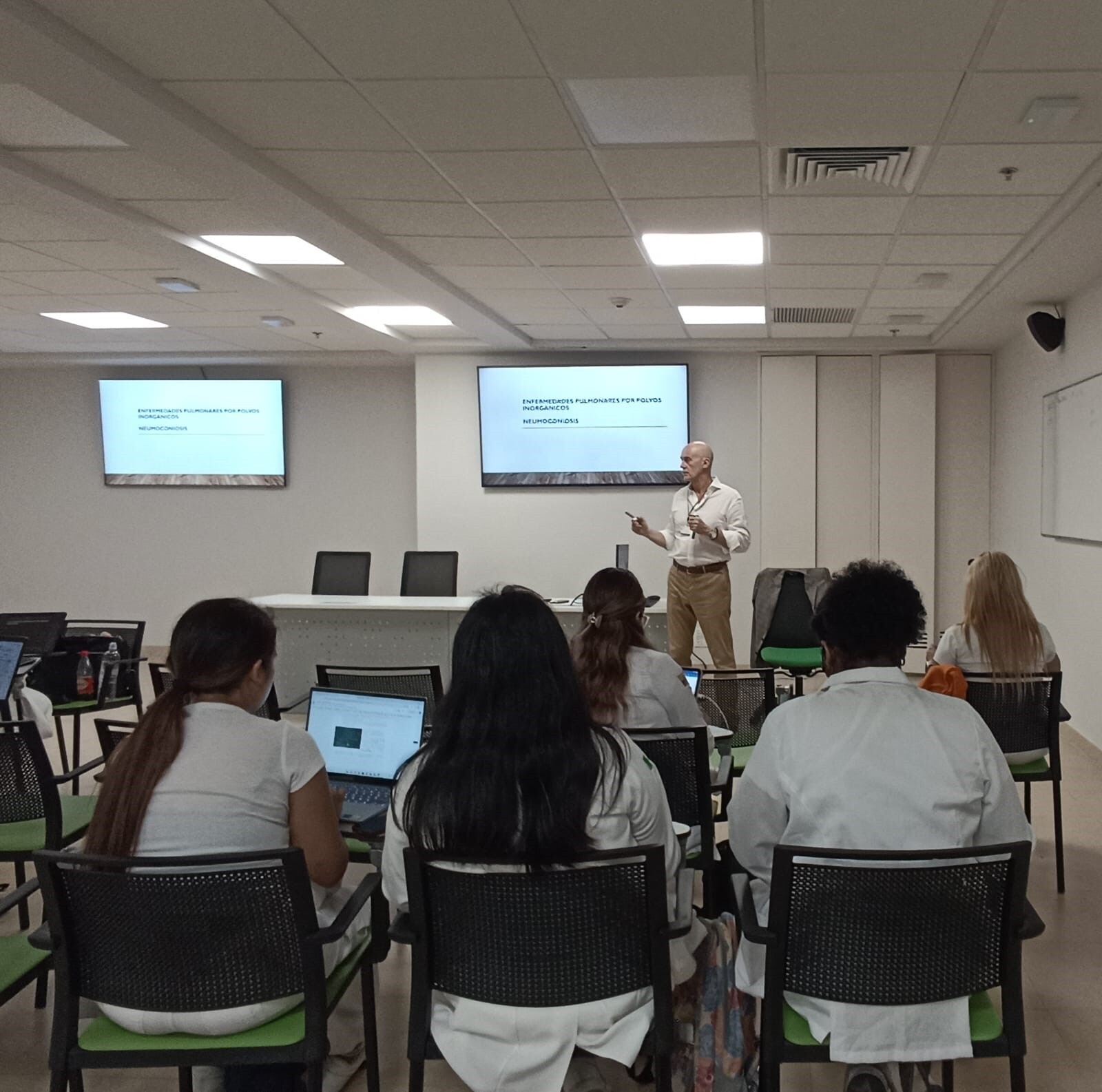 Hospiten y la Universidad Anáhuac de Cancún amplían su colaboración dando un nuevo impulso a la capacitación de los futuros médicos