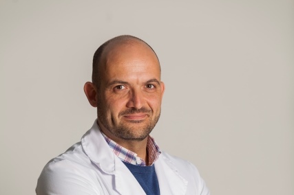 El traumatólogo y cirujano ortopédico Manuel Vides se incorpora a Hospiten Estepona.