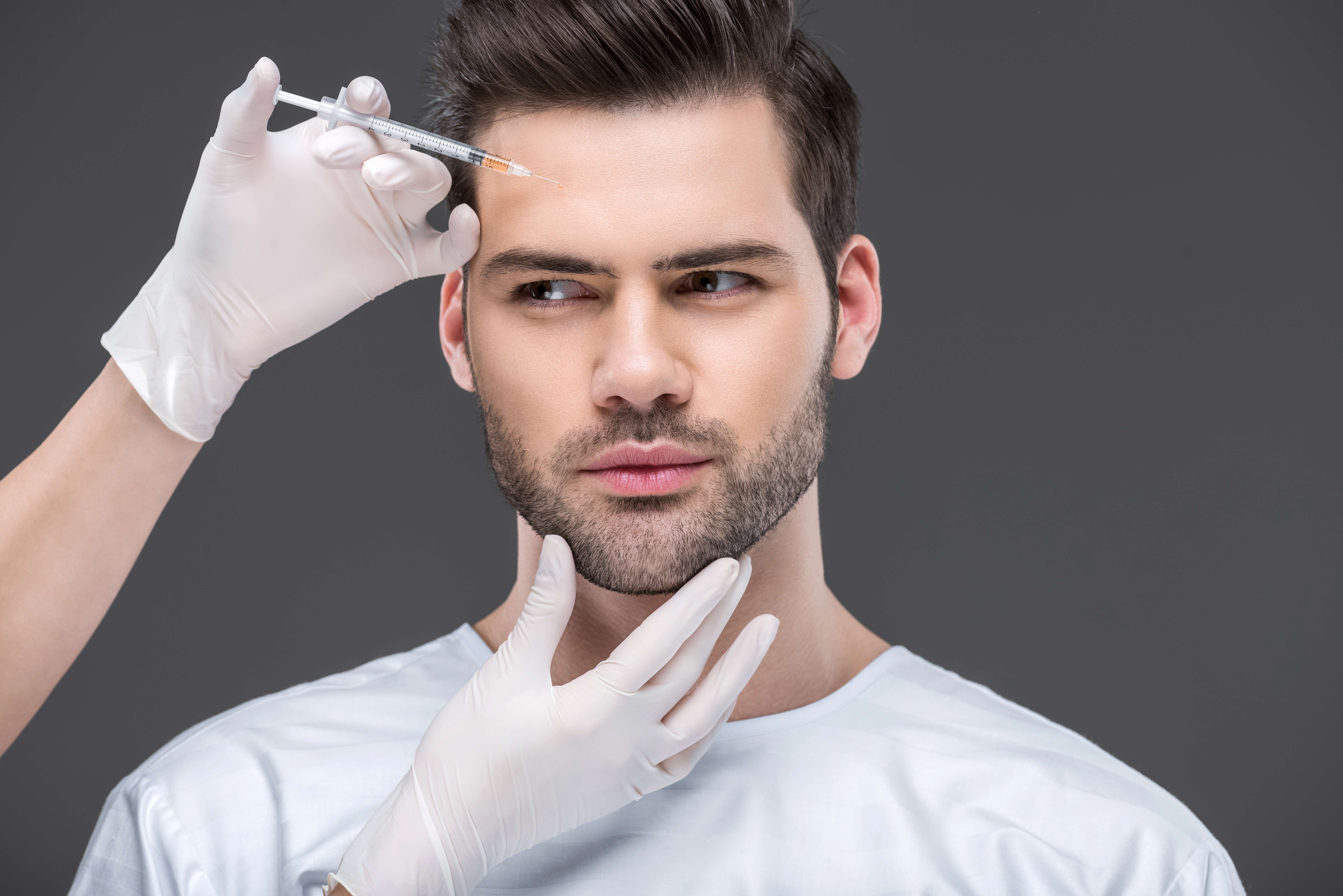La creciente demanda de medicina estética en hombres: tratamientos faciales más solicitados y sus beneficios.