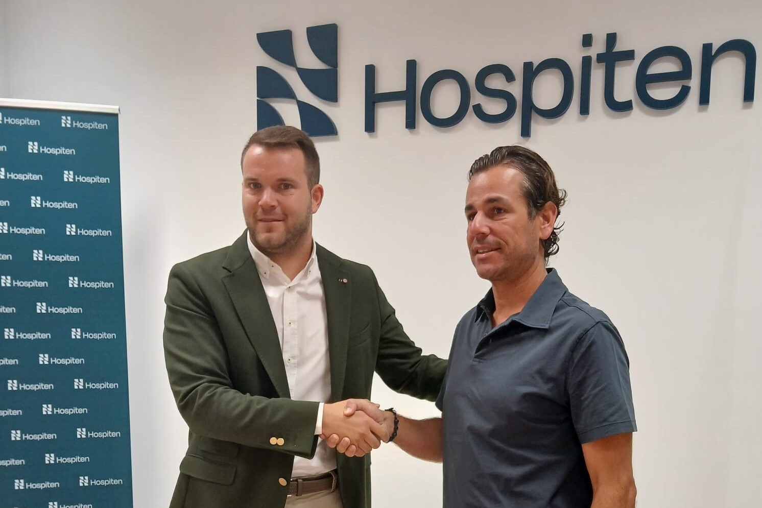 Hospiten Estepona será una temporada más servicio médico oficial del CD Estepona