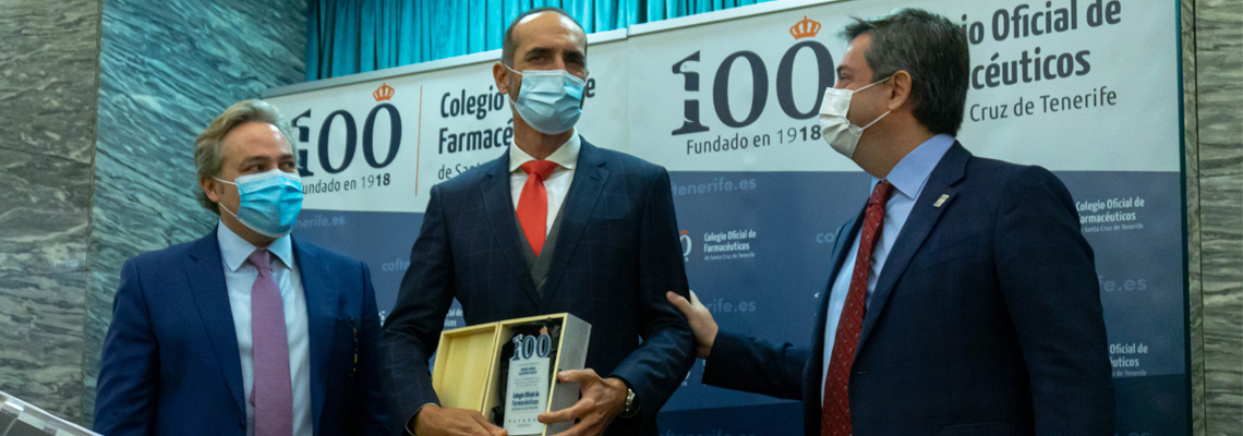 El Grupo Hospiten recibe un reconocimiento del Colegio Oficial de Farmacéuticos por su colaboración en la gestión de la vacunación de los farmacéuticos