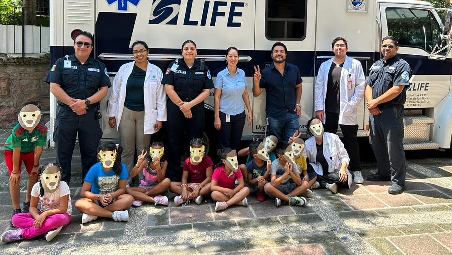 La Visita de Hospiten Puerto Vallarta a la Fundación RISE: Aprender y promover la salud