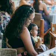 Celebrando la vida en el día de las Madres, Hospiten Puerto Vallarta 